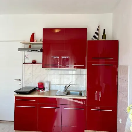 Apartman Family-friendly With Swimming Pools Hvar - 24484 *