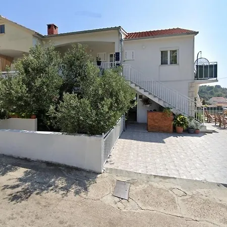 Family-friendly With Swimming Pools Hvar - 24484 Apartment Hvar Town